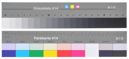 Farbkontrollkarte_Vorder_und_Rückseite