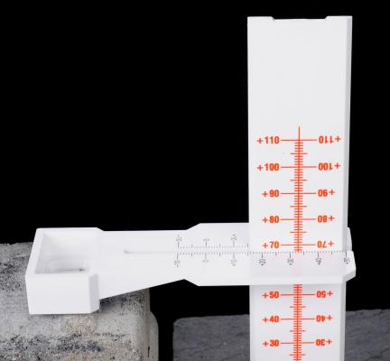 SC-400 crack monitor in detail