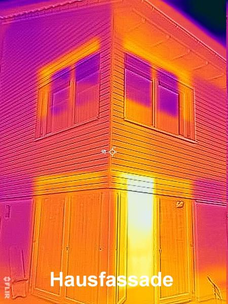 Wärmebild von Hausfassade
